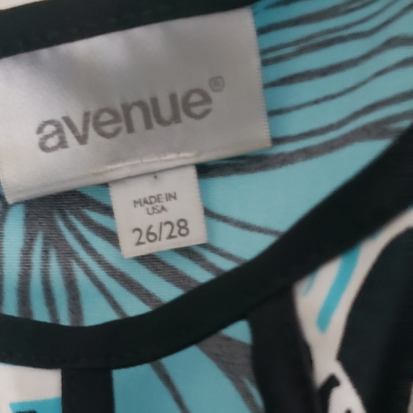 Avenue Black Keyhole Dress with Turquoise and White Flowers 26/28 - Picture 4 of 5